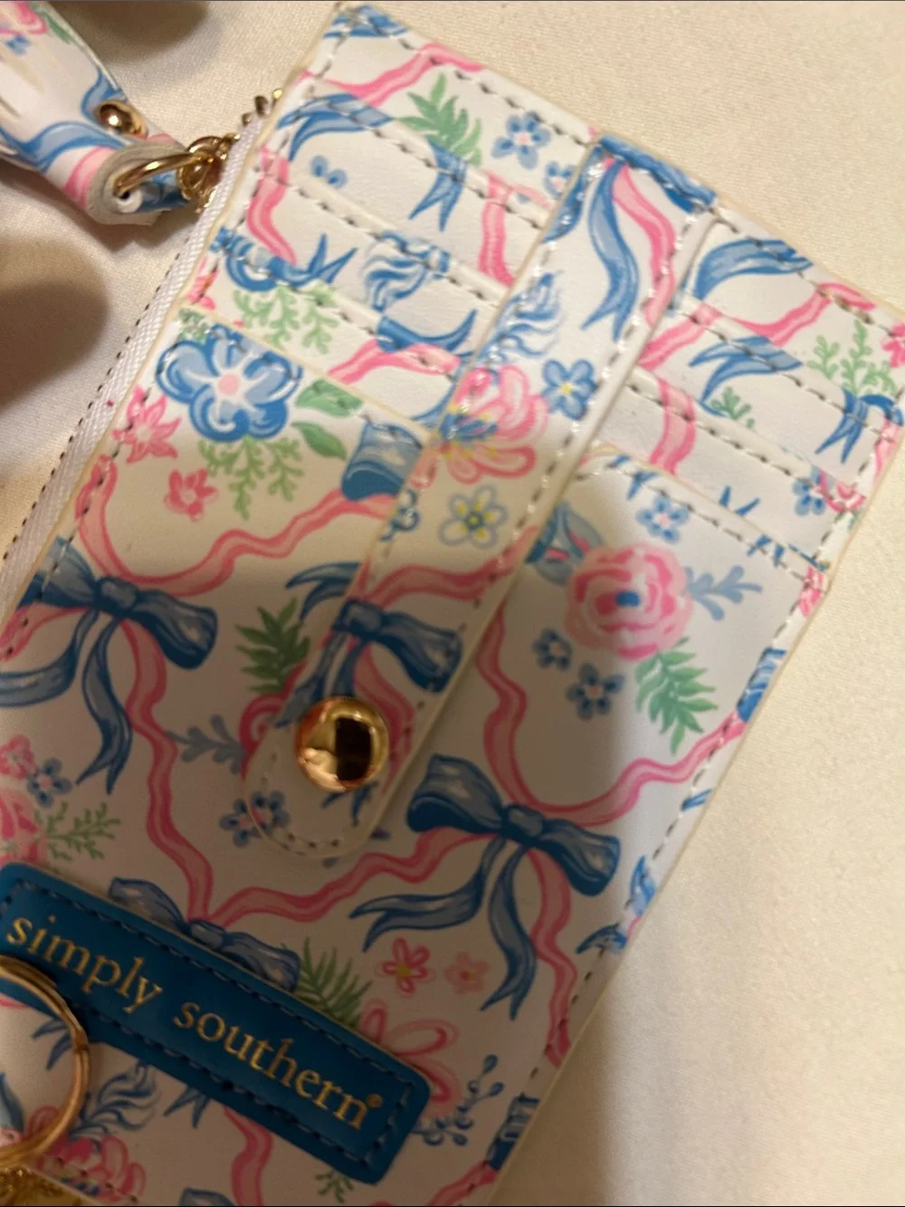 Simply Southern White Floral Cardholder with Pink, Blue & Mint Beaded Wristlet